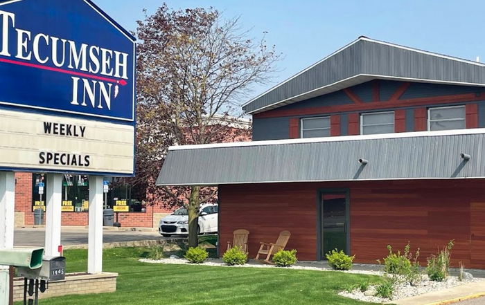 Tecumseh Inn (Harvey House Motel) - Web Photos (newer photo)